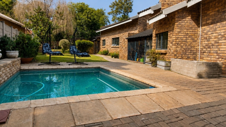 3 Bedroom Property for Sale in Safari Gardens North West